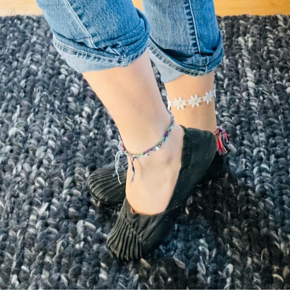 CHOCOLAT BLU Women's Flats - Picture 4 of 11